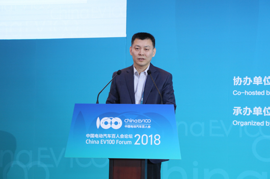 主題峰會(huì)4-工業(yè)和信息化部電子信息司處長(zhǎng) 侯建仁.jpg