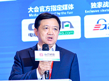 國(guó)家科技成果轉(zhuǎn)化基金新能源汽車(chē)創(chuàng)業(yè)投資子基金合伙人兼總裁方建華主持“發(fā)掘動(dòng)力電池產(chǎn)業(yè)鏈價(jià)值與機(jī)會(huì)”主題論壇