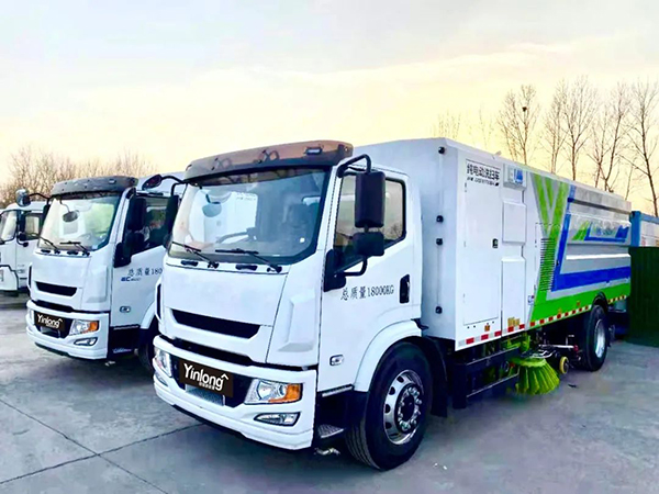 潔凈新天地 銀隆市政車(chē)進(jìn)駐臨沂