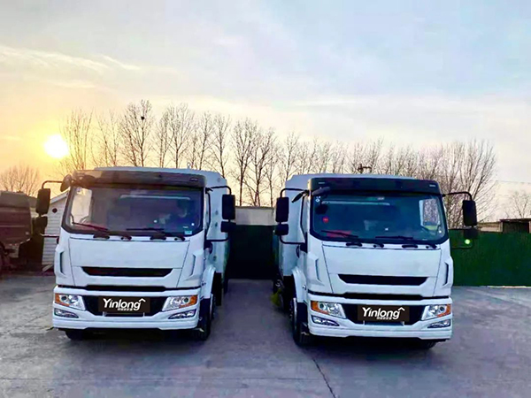 潔凈新天地 銀隆市政車(chē)進(jìn)駐臨沂