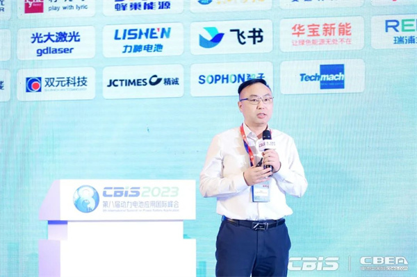 9000GWh！“百舸爭流”新能源電池萬億新藍(lán)海